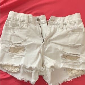 Hollister size 3 High-Rise Short-Shorts